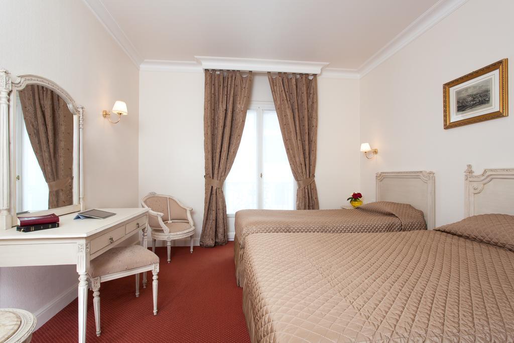 Grand Moderne 4* Lourdes